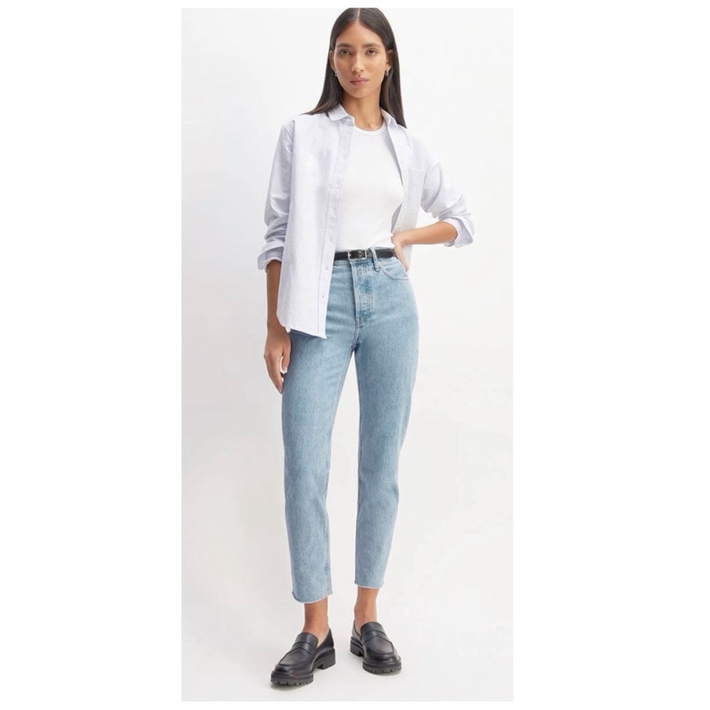 •EVERLANE• The 90s Cheeky Jeans Crop Raw Hem Light Wash Size 27 Organic Cotton